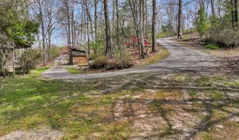 3188 Paradise Valley Rd, Cleveland, GA 30528