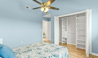 2133 SEMINOLE Rd 4, Atlantic Beach, FL 32233