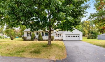 55 Glen St, Augusta, ME 04330