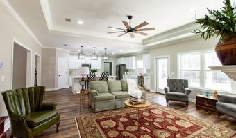 150 Rivervale Dr, Bainbridge, GA 39817