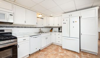 3339 Elsinore Ct, Ann Arbor, MI 48105