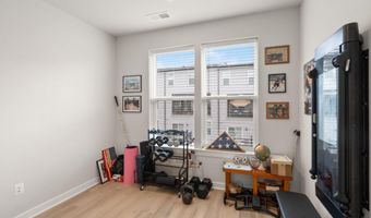 43812 MIDDLEWAY Ter, Ashburn, VA 20147