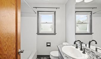 2618 E 10TH St, Cheyenne, WY 82001