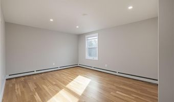 311 Hope Rd, Cranston, RI 02921