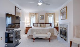 4918 SUNSET Ln, Annandale, VA 22003