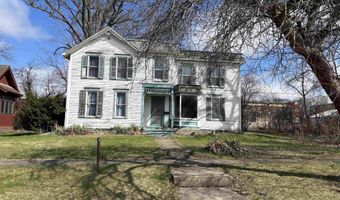 615 1st Ave, Ackley, IA 50601