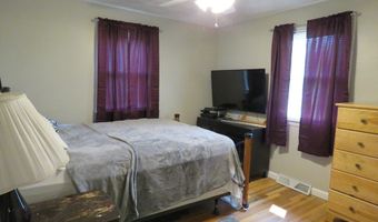 28 Savoy St, Billerica, MA 01862