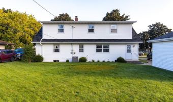 1717 E LINDBERGH St, Appleton, WI 54911