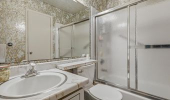 200 Woodmont Ave 118, Bridgeport, CT 06606