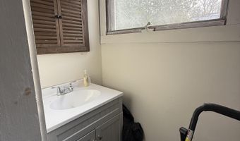 113 Dummer St, Bath, ME 04530