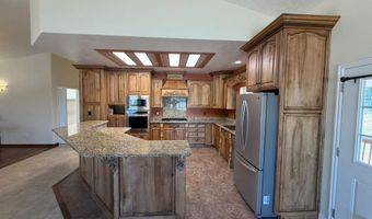 66 Bergeson Dr, Blackfoot, ID 83204