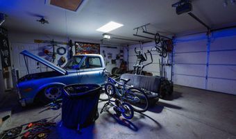 102 GARDEN Cir, Bloomfield, NM 87413