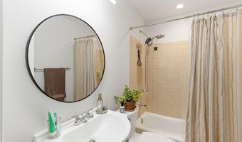 26 Ravenwood Blvd, Barnegat, NJ 08005
