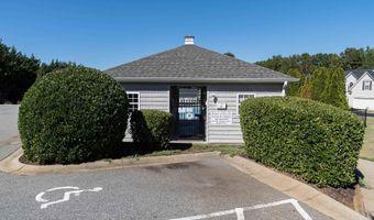 175 Castleton Cir, Boiling Springs, SC 29316