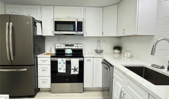 19029 US HIGHWAY 19 N 9-203, Clearwater, FL 33764