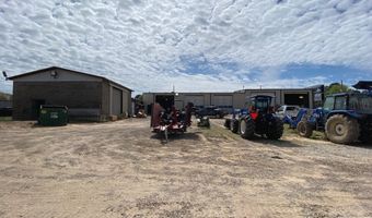 412 425 E Front St, De Kalb, TX 75559