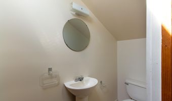 915 Fiske Rd, Alburgh, VT 05440