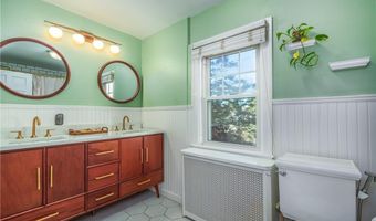15 Wheeler Ave, Cranston, RI 02905