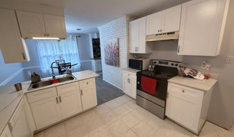 19 Ashland Ave, Brandon, MS 39047