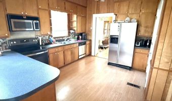 465 6th St, Aurora, NC 27806