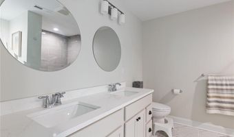 25 Kristin Dr, Cranston, RI 02921
