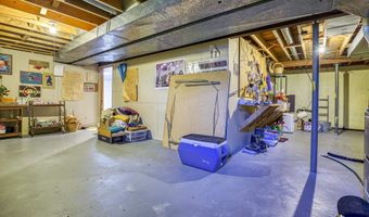 1334 W CLOVERDALE Dr, Appleton, WI 54914