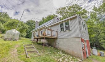 28 Miles Rd, Benton, NH 03785
