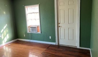 902 S Lamont St, Aransas Pass, TX 78336
