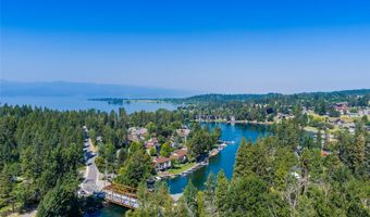 228 Lake Hills Ct, Bigfork, MT 59911