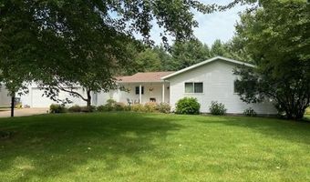 210 W PINE St, Abbotsford, WI 54405