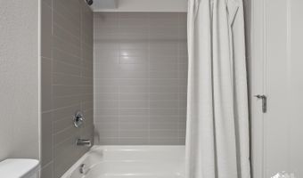 704 Top Rail Ln #704, Anchorage, AK 99501