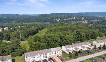 900 Talon Ct, Allegheny Twp., PA 15656