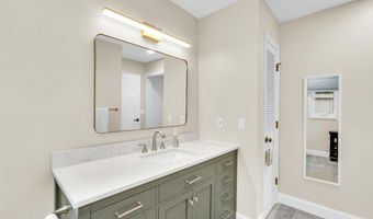 4 Egret Dr, Beaufort, SC 29907