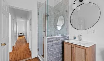 491 Thames St, Newport, RI 02840