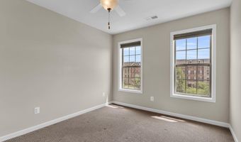 22515 NAUGATUCK Sq, Ashburn, VA 20148