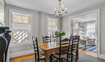 48 Church St, Newport, RI 02840