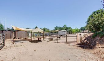 2605 Kauana Loa Dr, Escondido, CA 92029