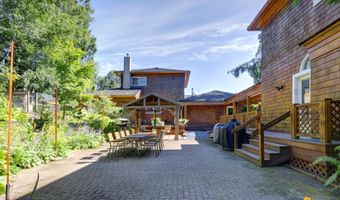 1607 W 14th Ave, Anchorage, AK 99501