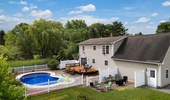 38 Fairview Ave, Auburn, ME 04210