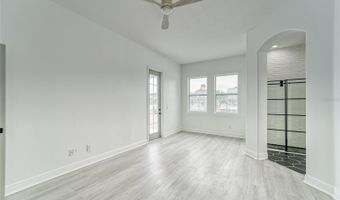 5718 SEA TURTLE Pl, Apollo Beach, FL 33572