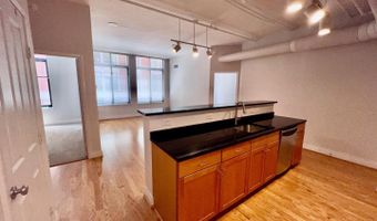 1205 N GARFIELD St #305, Arlington, VA 22201
