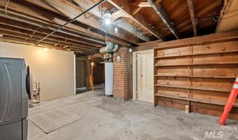 1922 Everett, Caldwell, ID 83605