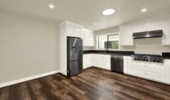875 White Cottage Rd N, Angwin, CA 94508