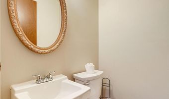 3381 MONARCH Ln, Annandale, VA 22003