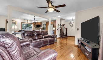 551 Chester Pkwy, Belford, NJ 07718