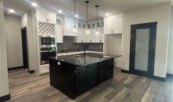 3313 SW Lucretia Rd, Bentonville, AR 72713