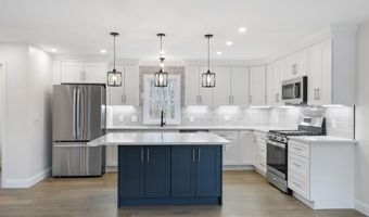 335 Raymond Rd, Chester, NH 03036