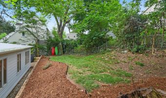 6020 BROAD St, Bethesda, MD 20816