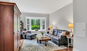 42037 N Old Lake Ave, Antioch, IL 60002