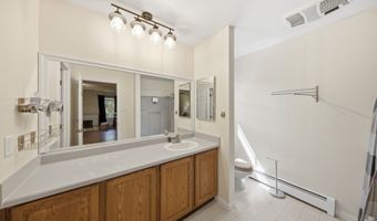 2057 Lakeside Dr, Alloway, NJ 07422